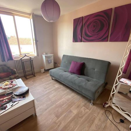 Chambres D'Hote Au Chapeau Claque Cabaret Gueugnon Εξωτερικό φωτογραφία
