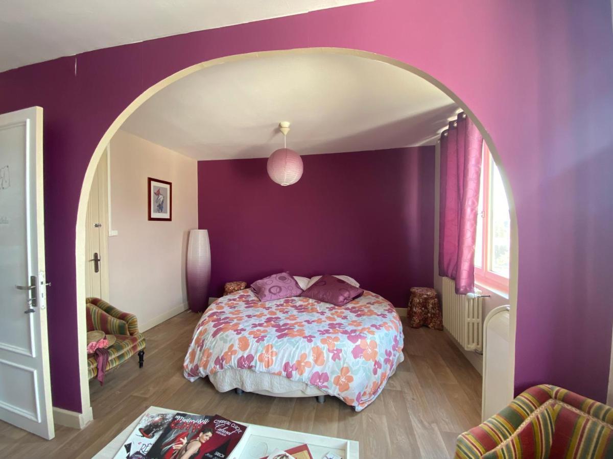 Chambres D'Hote Au Chapeau Claque Cabaret Gueugnon Εξωτερικό φωτογραφία