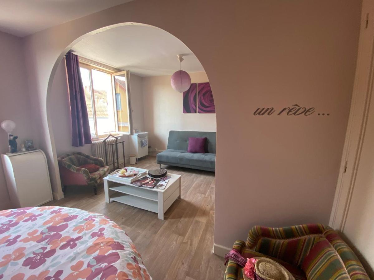 Chambres D'Hote Au Chapeau Claque Cabaret Gueugnon Εξωτερικό φωτογραφία